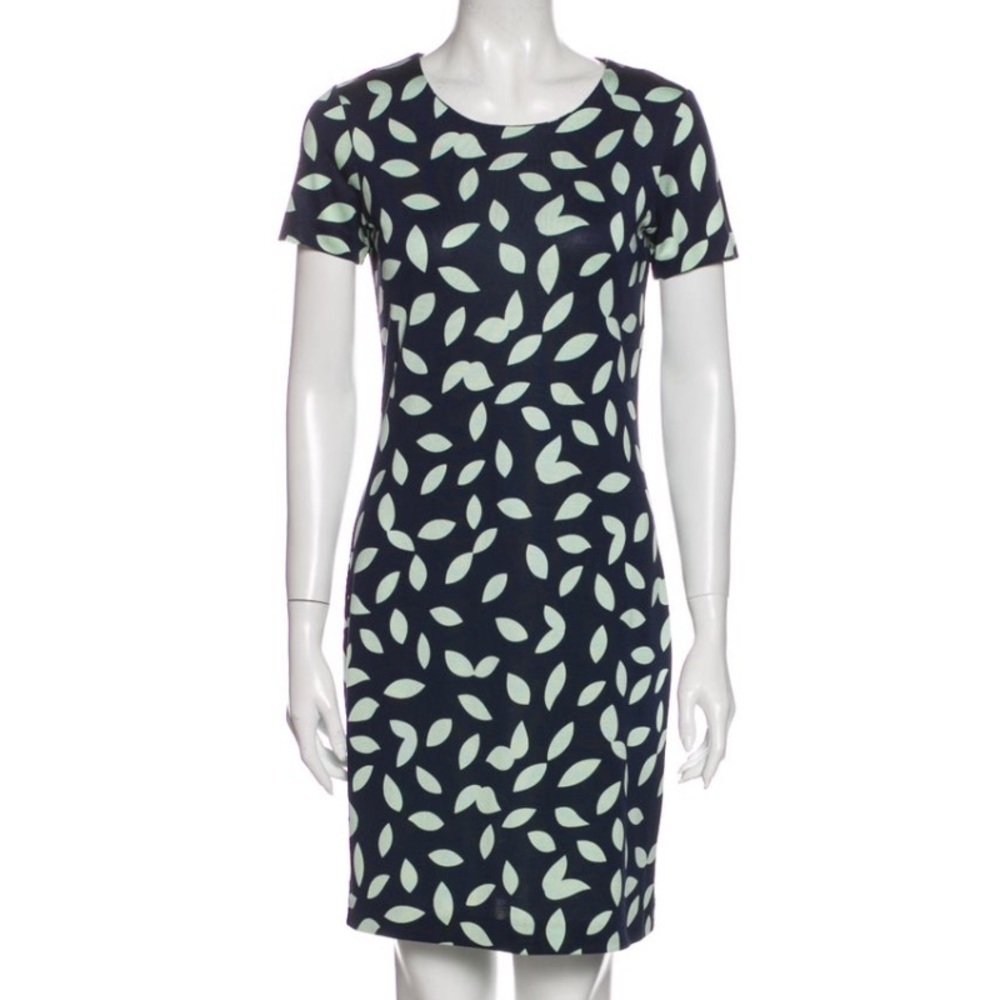 Dianne von Fursterberg 100% Silk Sheath Dress